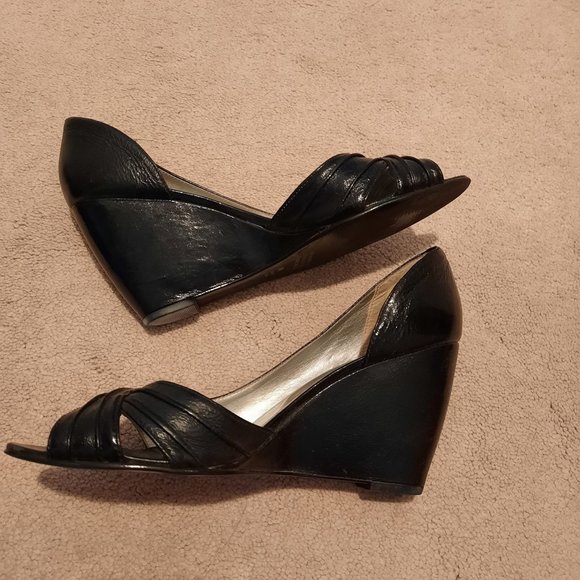 Luichiny Black Wedges - Size 8 - Picture 3 of 4